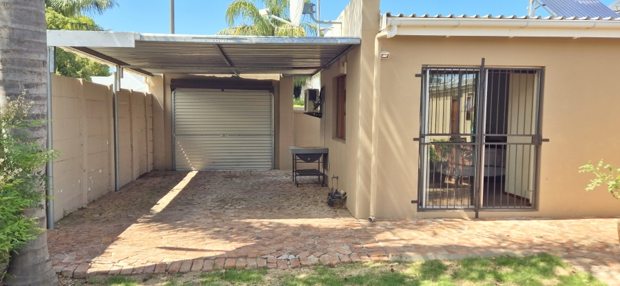 3 Bedroom Property for Sale in Paarl North Western Cape